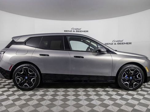 Used 2023 BMW iX xDrive50 w/ Sport Package image 5