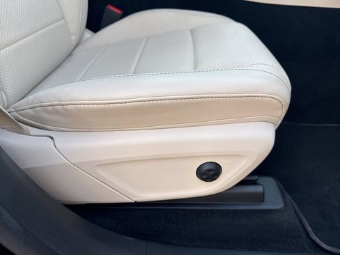 Used 2023 Mercedes-Benz GLE 350 4MATIC image 34