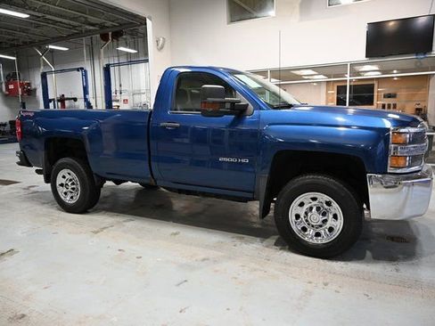Used 2016 Chevrolet Silverado 2500 W/T w/ WT Convenience Package image 4