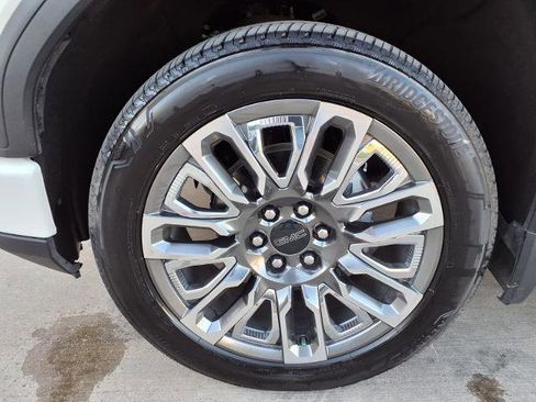 Certified 2024 GMC Sierra 1500 Denali Ultimate image 22