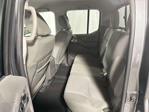 Used 2019 Nissan Frontier SV image 29