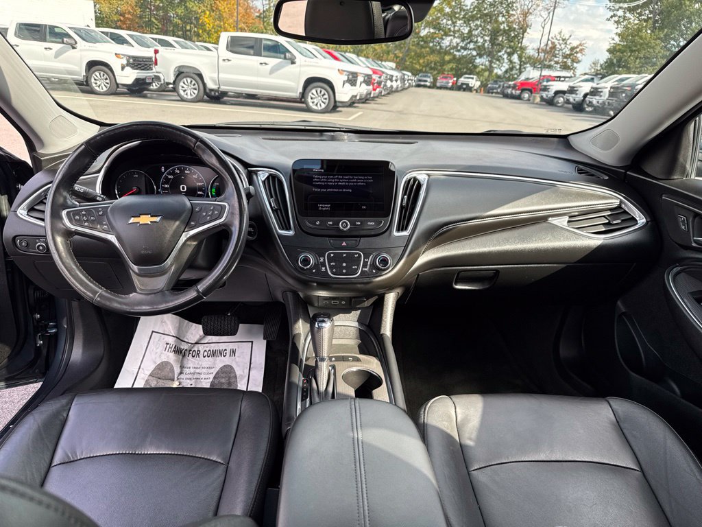 Used 2019 Chevrolet Malibu Hybrid w/ Leather Package FWD image 20