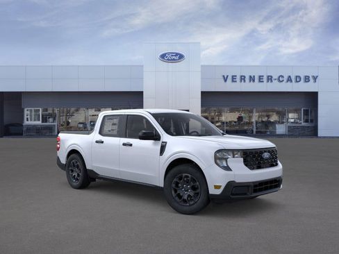 New 2025 Ford Maverick XLT w/ XLT Luxury Package image 7