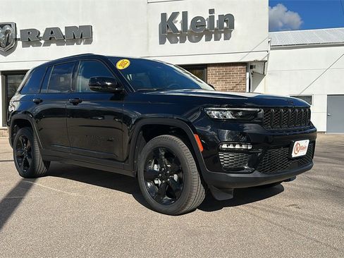 New 2025 Jeep Grand Cherokee Limited w/ Black Appearance Package image 1
