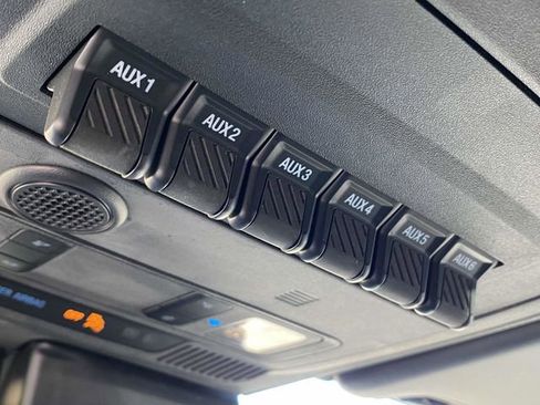 Certified 2021 Ford Bronco Badlands image 32