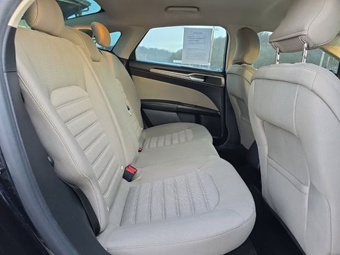 Used 2019 Ford Fusion S image 17