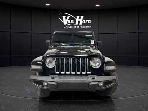 Used 2022 Jeep Gladiator Overland w/ Popular Equipment Package AWD/4WD image 2