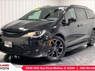 Used 2019 Chrysler Pacifica Touring-L Plus