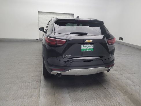 Used 2024 Chevrolet Blazer LT w/ Convenience Package FWD image 6