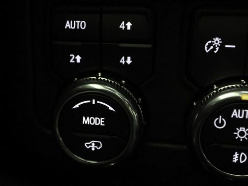 Used 2026 GMC Yukon AT4 Ultimate AWD/4WD image 30