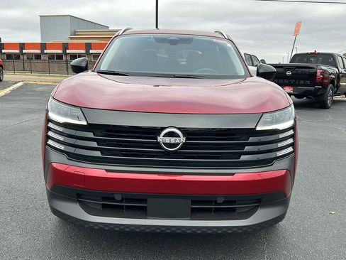 New 2026 Nissan Kicks SV w/ Charging Package image 2