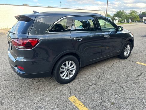 Used 2019 Kia Sorento AWD w/ LX Convenience Package image 22