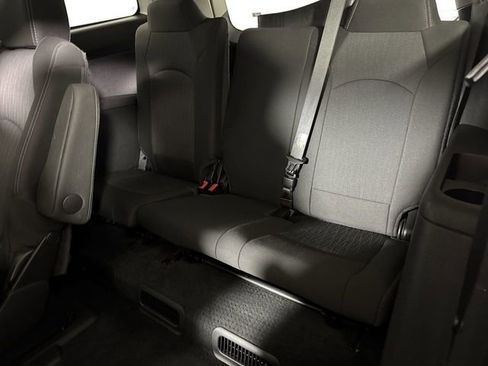 Used 2016 Chevrolet Traverse LT w/ Traveler's Package image 24