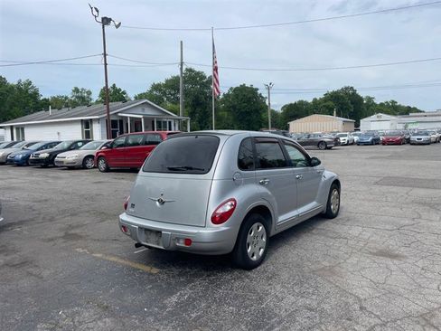 Used 2006 Chrysler PT Cruiser Touring FWD image 5