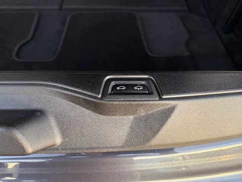 Used 2019 BMW X7 xDrive40i w/ Premium Package image 25