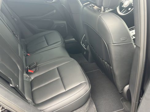 New 2026 Porsche Macan AWD/4WD image 20