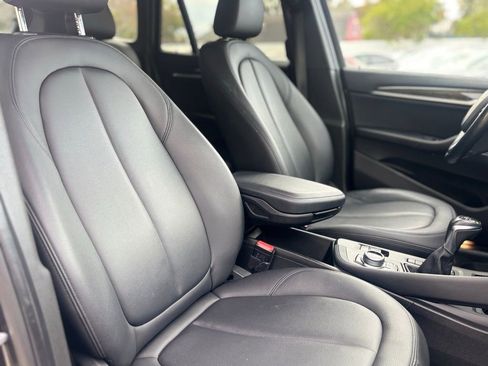 Used 2017 BMW X1 sDrive28i image 14