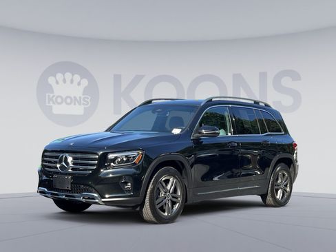 Certified 2026 Mercedes-Benz GLB 250 4MATIC image 1