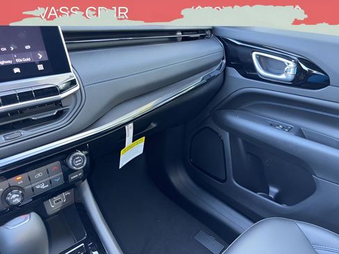 New 2026 Jeep Compass Latitude w/ Quick Order Package 29K image 23