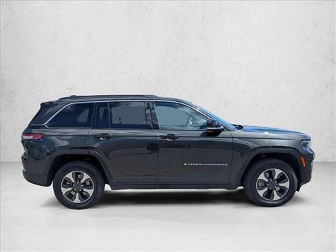 Used 2024 Jeep Grand Cherokee Limited 4xe AWD/4WD image 4