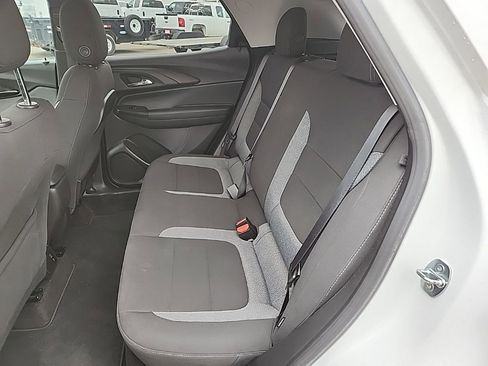 Certified 2022 Chevrolet TrailBlazer LT w/ Convenience Package FWD image 34