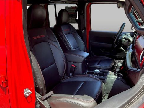 Used 2021 Jeep Wrangler Unlimited Rubicon AWD/4WD image 9
