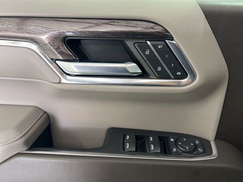 Used 2023 Chevrolet Silverado 1500 LTZ w/ Technology Package image 22