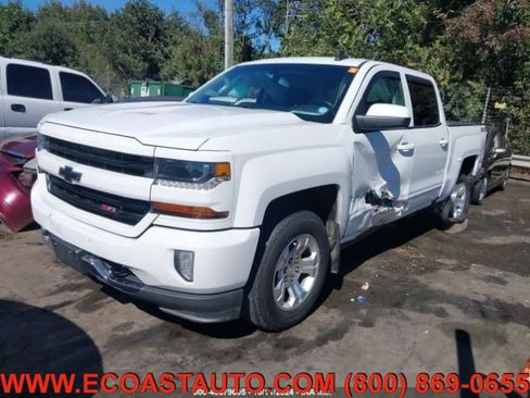Used 2018 Chevrolet Silverado 1500 LT w/ All Star Edition image 4