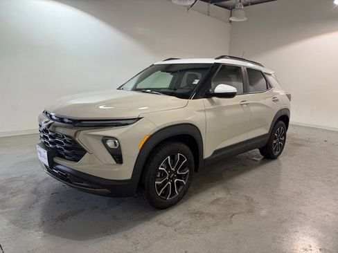 New 2026 Chevrolet TrailBlazer ACTIV image 3