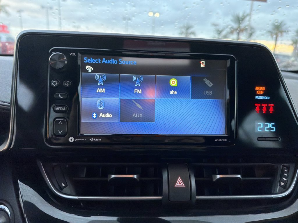 Used 2018 Toyota C-HR XLE FWD image 20