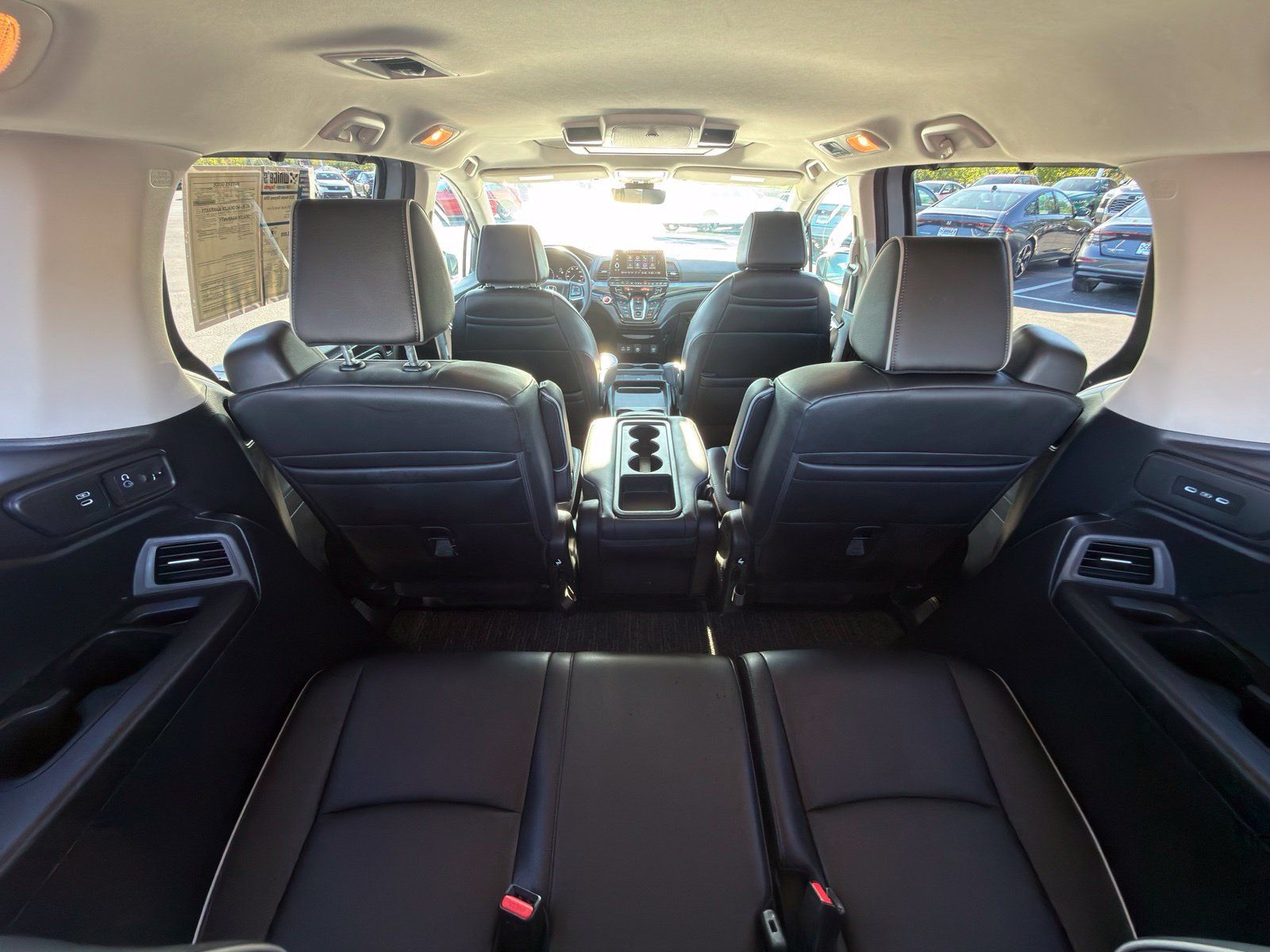 Used 2025 Honda Odyssey Elite image 31