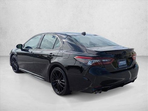 Used 2023 Toyota Camry XSE image 6