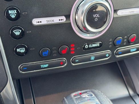 Used 2018 Ford Explorer Sport w/ Equipment Group 401A image 24