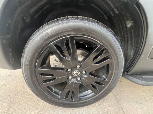 Used 2019 Honda Passport Sport image 12