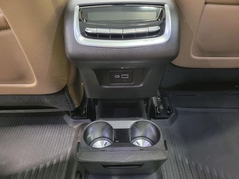 Certified 2024 Cadillac XT6 Premium Luxury w/ Platinum Package image 22