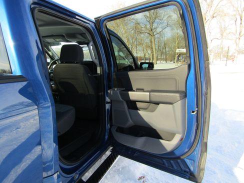 Certified 2022 Ford F150 XLT w/ Equipment Group 302A High image 24