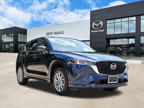 Used 2025 MAZDA CX-5 AWD 2.5 S w/ Preferred Package image 4