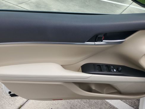 Used 2023 Toyota Camry LE FWD image 18
