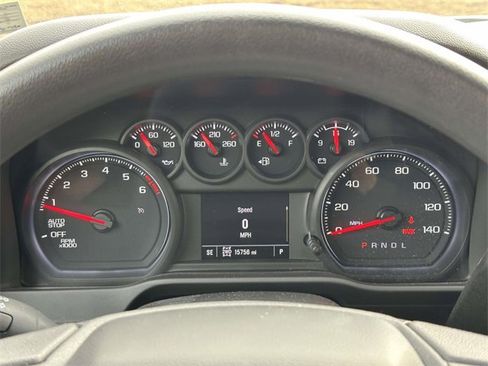Used 2023 Chevrolet Silverado 1500 Custom image 15