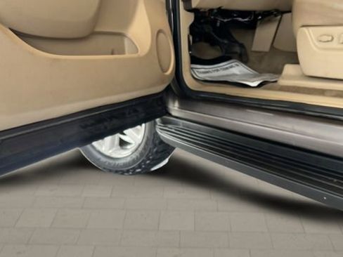 Used 2011 Chevrolet Tahoe LT image 28