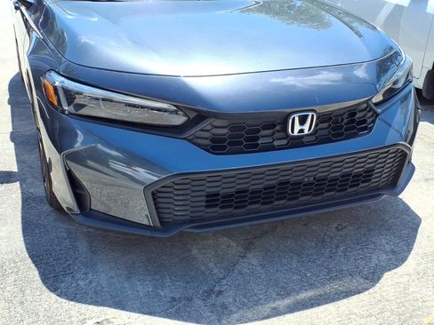 Used 2025 Honda Civic Sport image 5