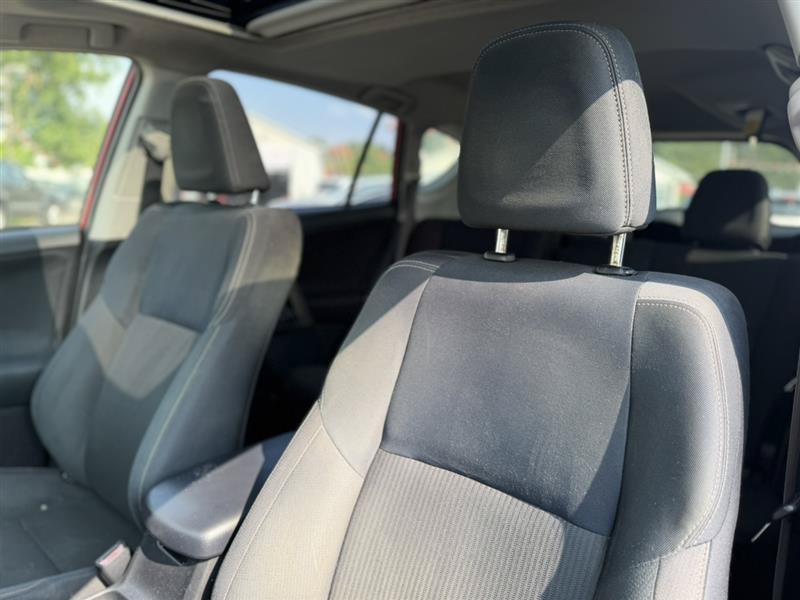 Used 2015 Toyota RAV4 XLE FWD image 14