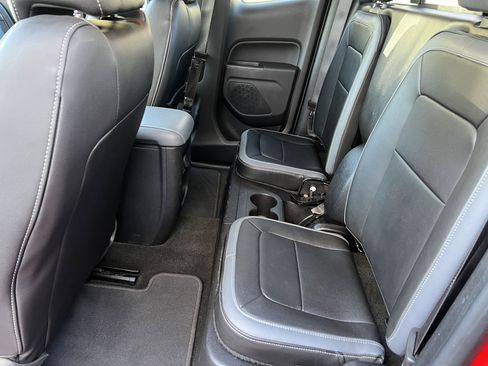 Used 2018 Chevrolet Colorado Z71 image 16