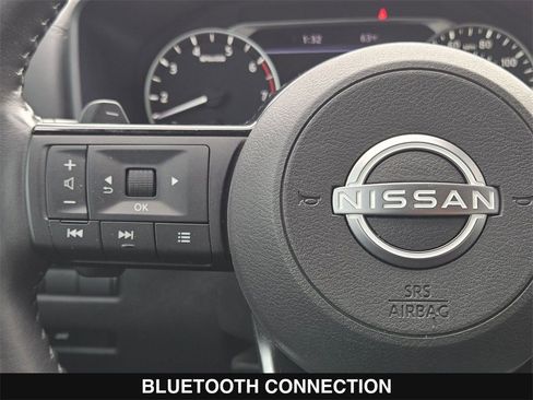 Used 2023 Nissan Rogue SL w/ SL Premium Package image 26