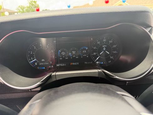 Used 2020 Ford Mustang GT Premium w/ GT Performance Package RWD image 18