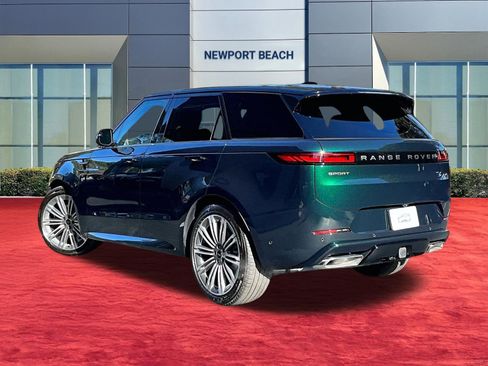 New 2026 Land Rover Range Rover Sport Dynamic SE image 3