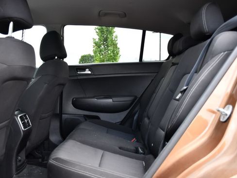 Used 2017 Kia Sportage LX AWD/4WD image 19