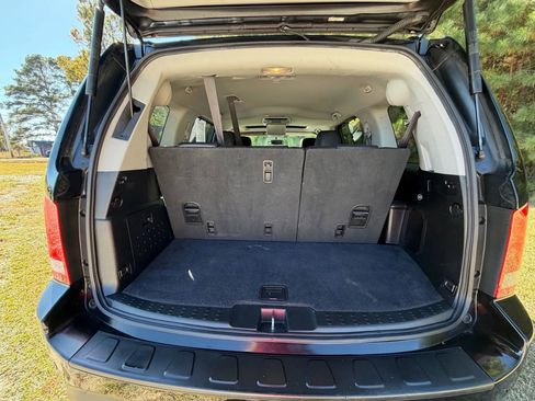 Used 2014 Honda Pilot Touring image 19
