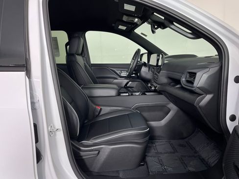 New 2026 Chevrolet Silverado EV LT image 13