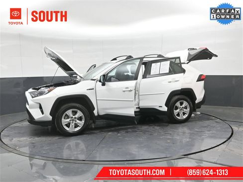 Used 2021 Toyota RAV4 XLE w/ Convenience Package image 49